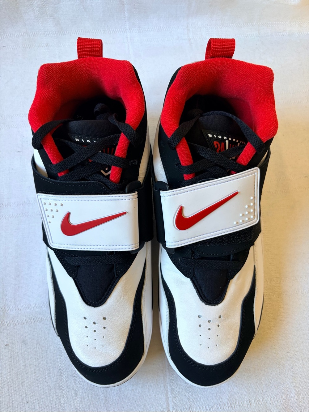 Nike Air Diamond Turf White Fire Red Black 49ers Sneakers Size 11 FZ8224-100 - Picture 2 of 10